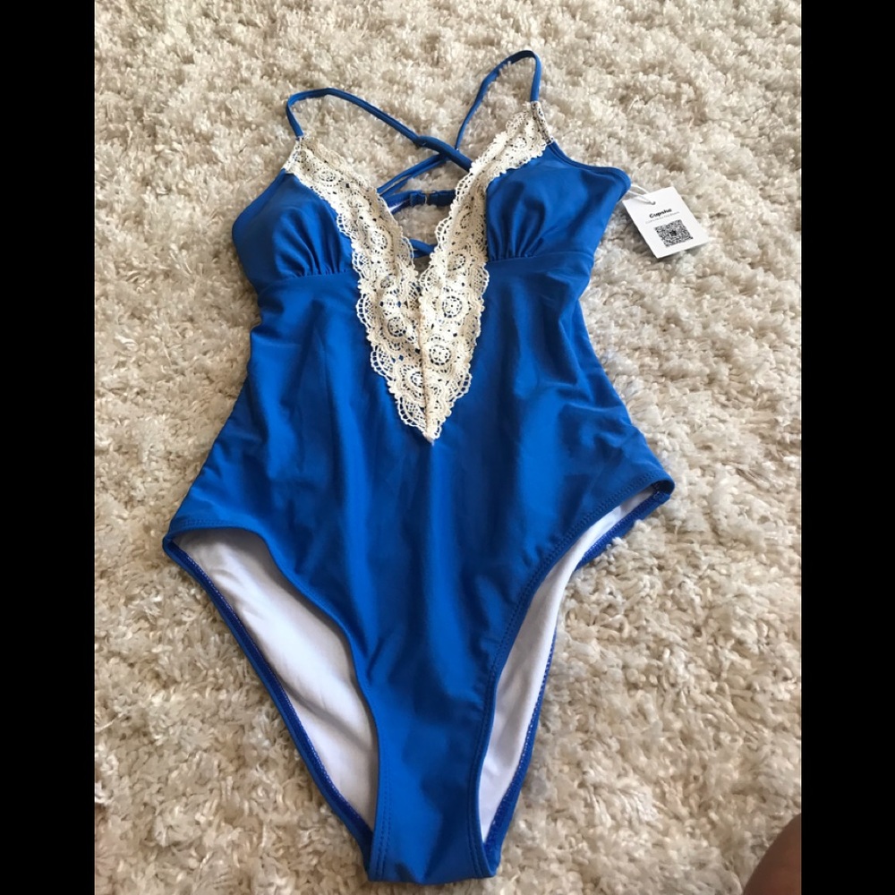 One piece swimsuit